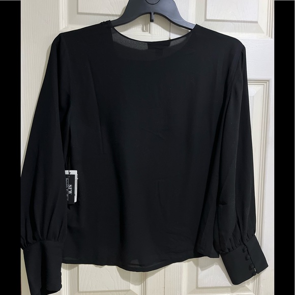 Suitable For Work Black Long sleeves blouse in Size Medium - Picture 2 of 2